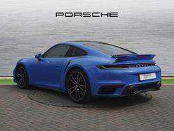 PORSCHE 911 Photo 2