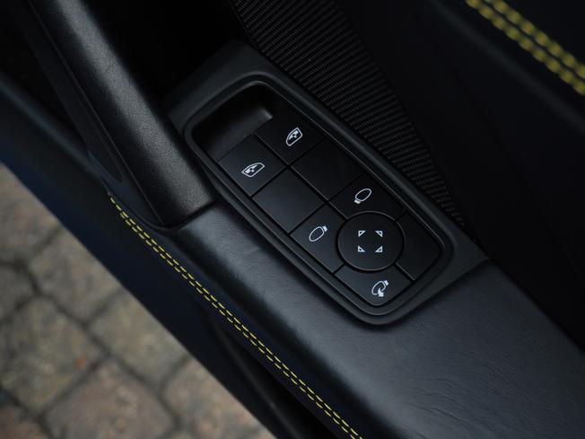 PORSCHE 911 Photo 41