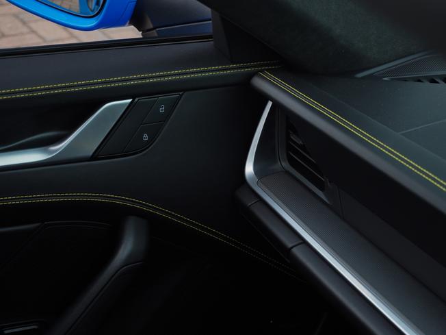 PORSCHE 911 Photo 42