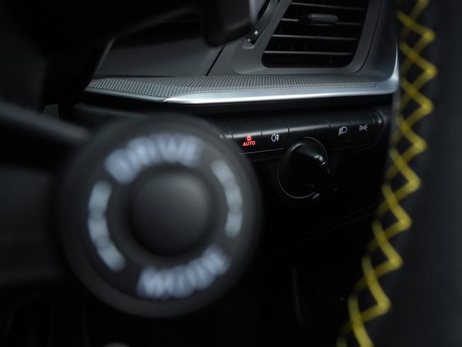 PORSCHE 911 Photo 45