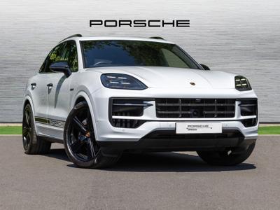 2025 PORSCHE Cayenne E-Hybrid Black Edition 5dr Tiptronic S at JCT600