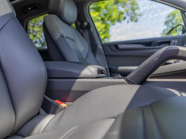 PORSCHE Cayenne Photo 11