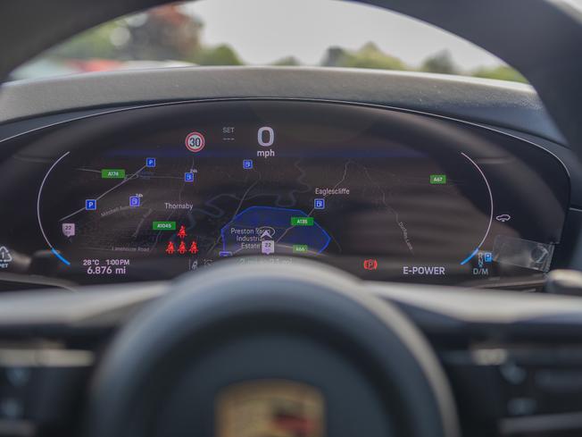 PORSCHE Cayenne Photo 17