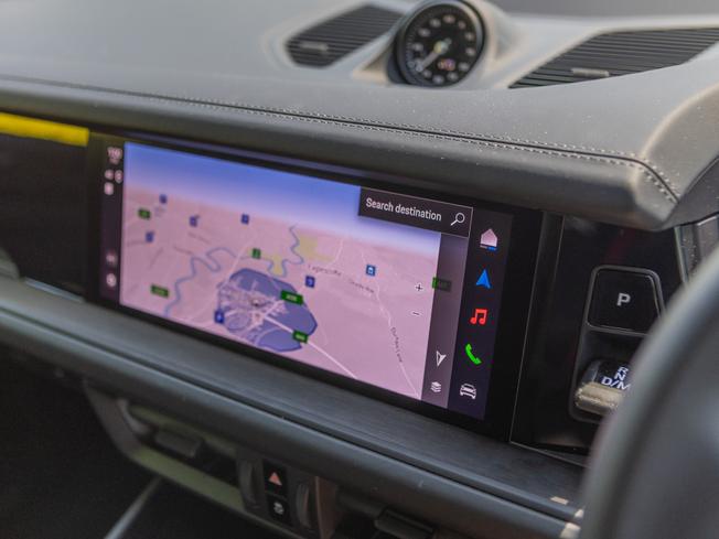 PORSCHE Cayenne Photo 21