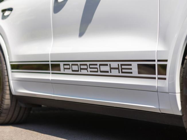 PORSCHE Cayenne Photo 31