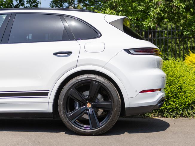 PORSCHE Cayenne Photo 38