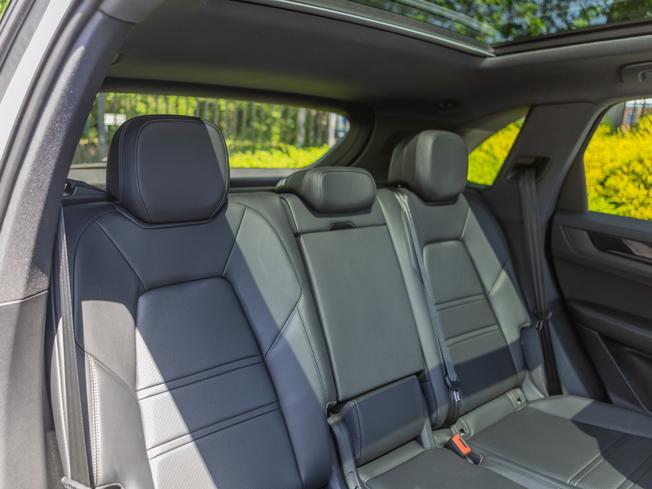 PORSCHE Cayenne Photo 9