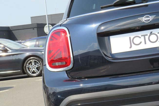 MINI Hatch Photo 41