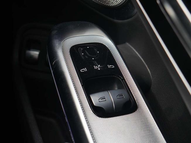 MERCEDES-BENZ Cle Photo 16