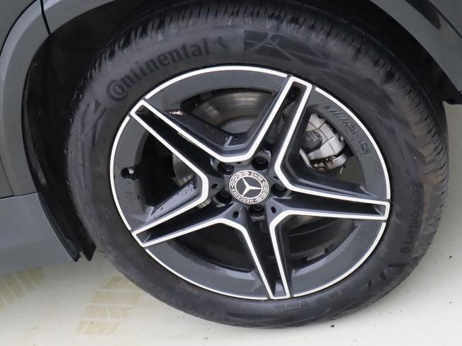 MERCEDES-BENZ GLA Photo 25