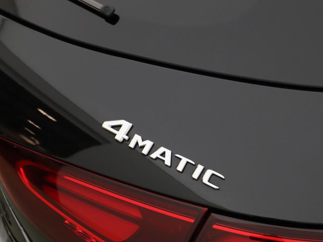 MERCEDES-BENZ GLA Photo 27