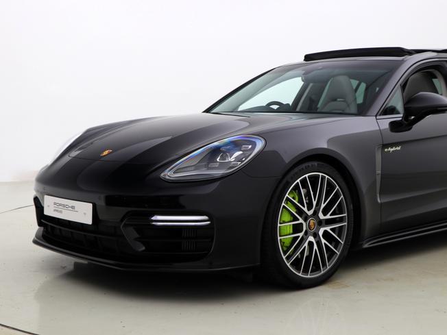 PORSCHE Panamera Photo 14