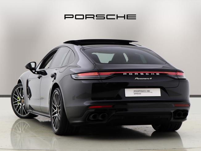PORSCHE Panamera Photo 2
