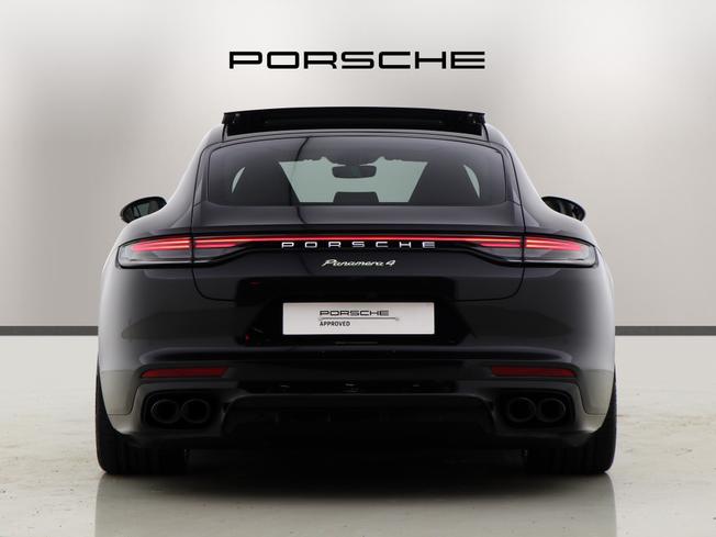 PORSCHE Panamera Photo 8