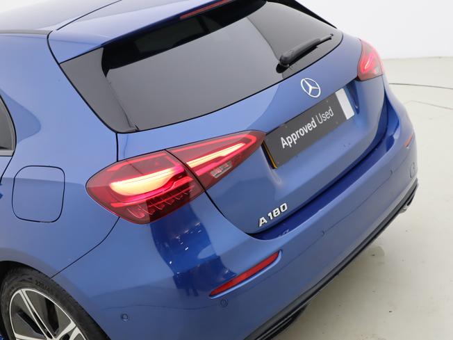 MERCEDES-BENZ A Class Photo 45