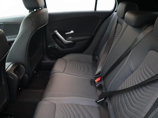 MERCEDES-BENZ A Class Photo 8