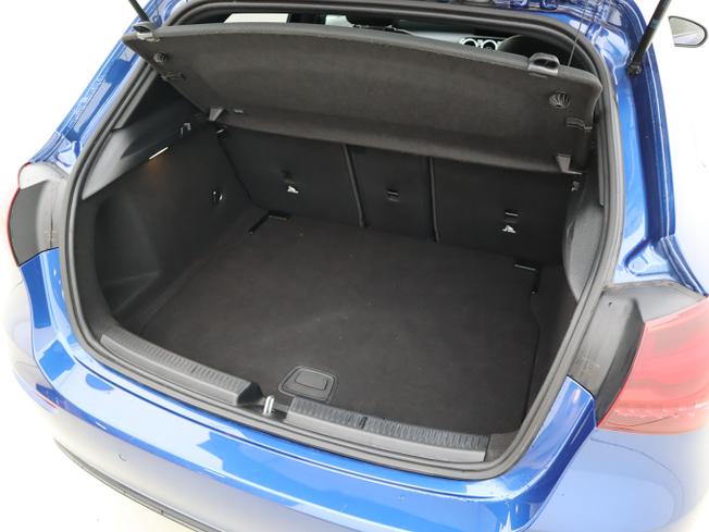 MERCEDES-BENZ A Class Photo 9