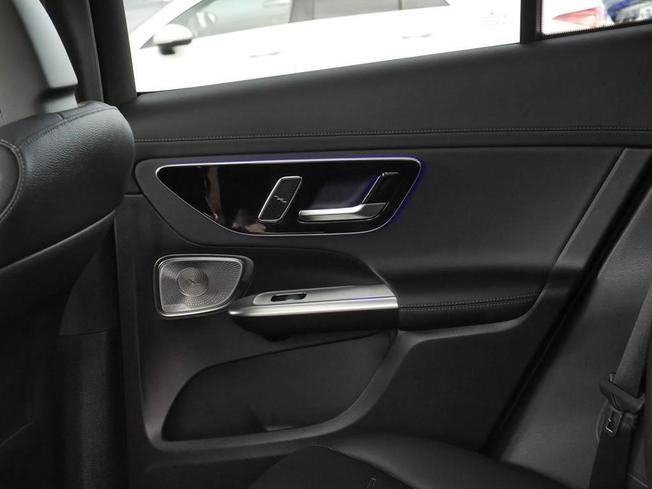 MERCEDES-BENZ Glc Photo 18
