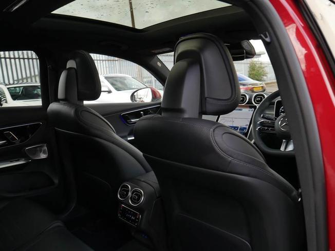 MERCEDES-BENZ Glc Photo 23