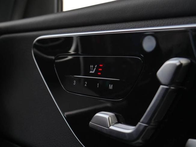 MERCEDES-BENZ Glc Photo 44