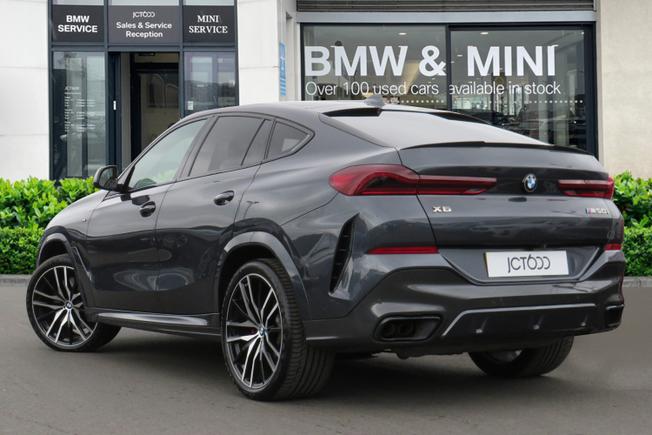BMW X6 Photo 2