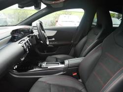 MERCEDES-BENZ Cla Class Photo 3