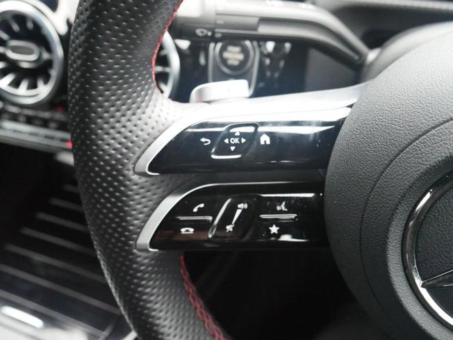 MERCEDES-BENZ Cla Class Photo 41