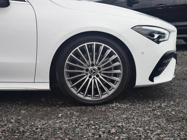 MERCEDES-BENZ Cla Class Photo 6