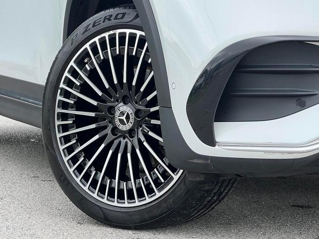 MERCEDES-BENZ Eqb Photo 14