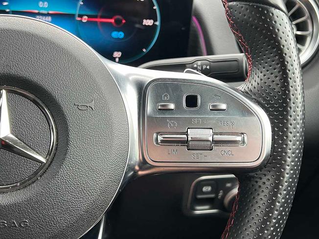 MERCEDES-BENZ Eqb Photo 28