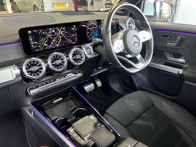 MERCEDES-BENZ Eqb Photo 3