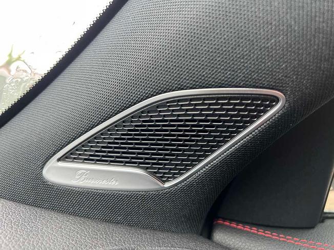 MERCEDES-BENZ Eqb Photo 49
