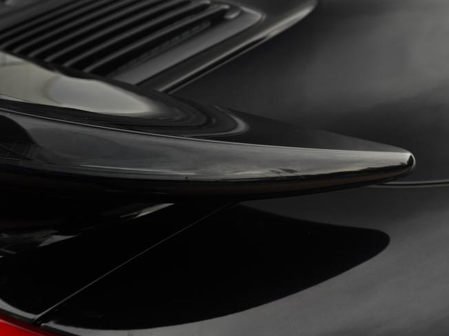 PORSCHE 911 Photo 23