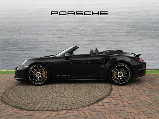 PORSCHE 911 Photo 4