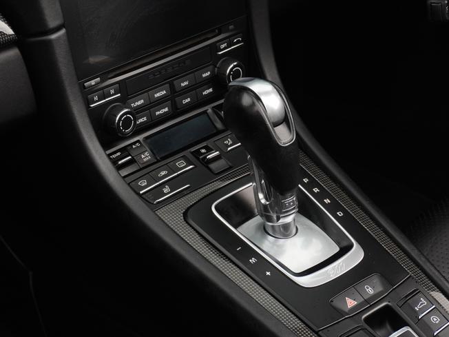 PORSCHE 911 Photo 44