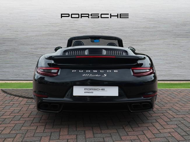 PORSCHE 911 Photo 6