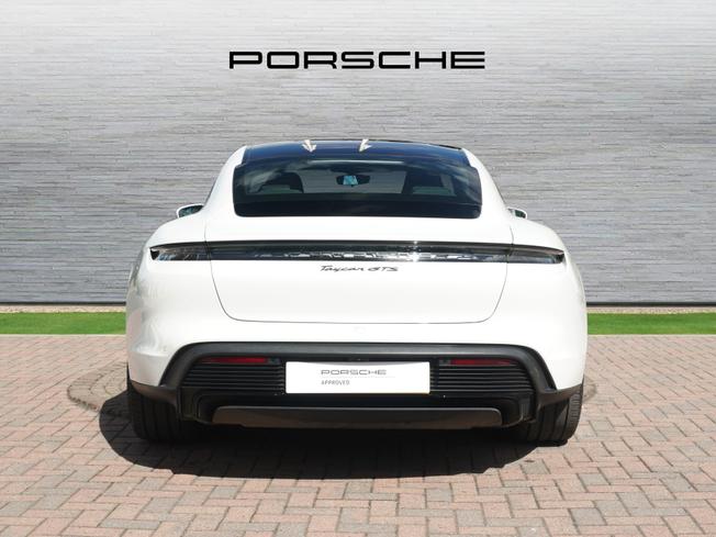 PORSCHE Taycan Photo 7
