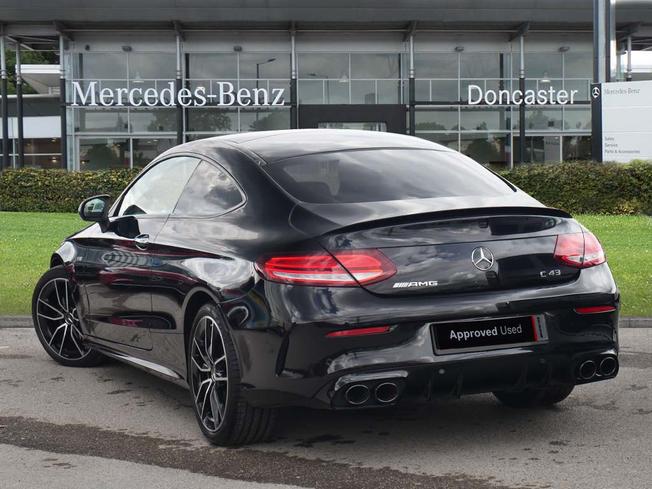 MERCEDES-BENZ C Class Photo 2