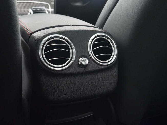 MERCEDES-BENZ C Class Photo 40