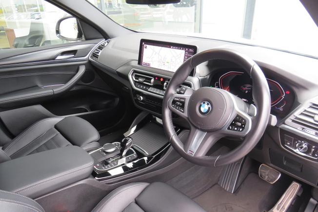 BMW X4 Photo 18