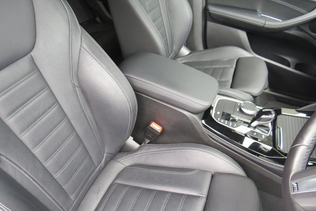BMW X4 Photo 20