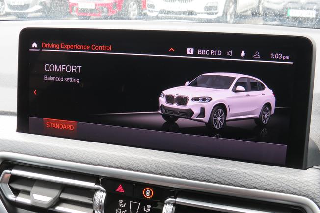 BMW X4 Photo 36