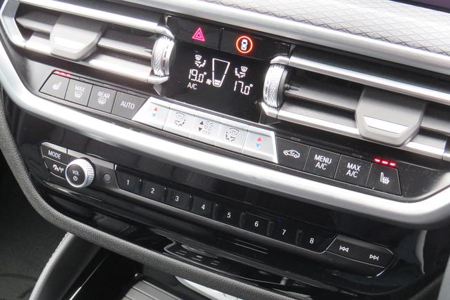 BMW X4 Photo 40