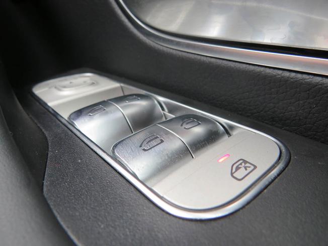MERCEDES-BENZ Gle Photo 18