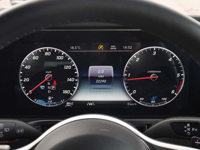MERCEDES-BENZ G Class Photo 4