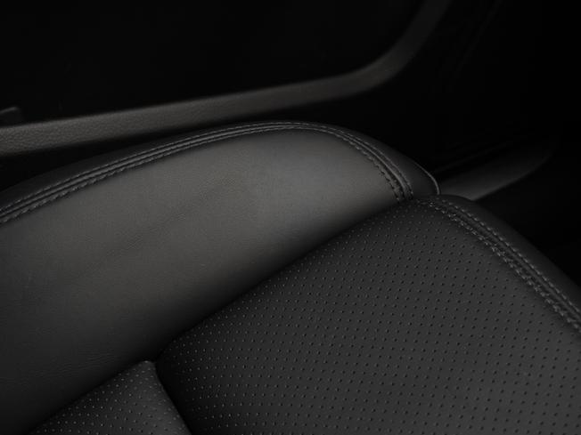 PORSCHE Macan Photo 16
