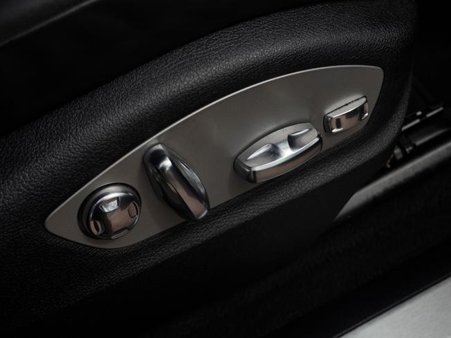 PORSCHE Macan Photo 22