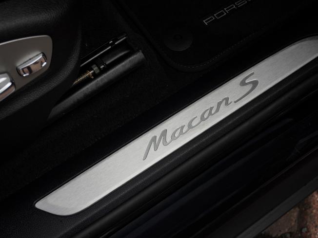 PORSCHE Macan Photo 34