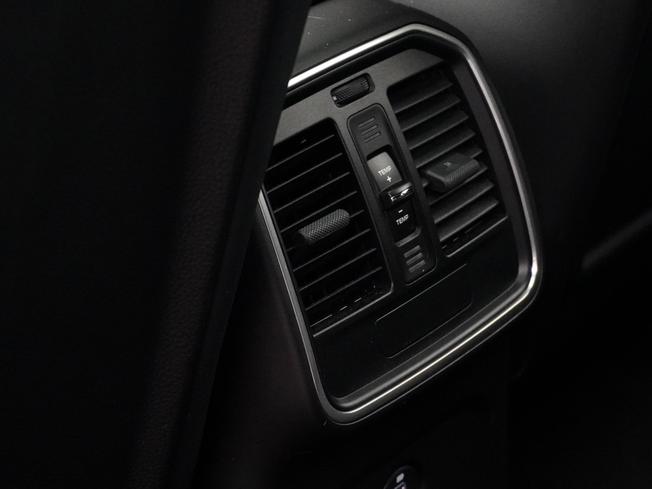 PORSCHE Macan Photo 37