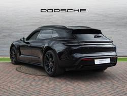 PORSCHE Taycan Photo 2